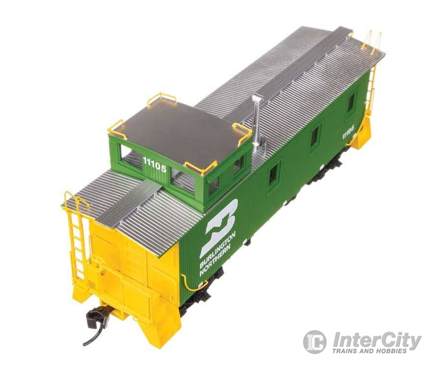 Walthers HO 103255 30’ GTW Style Wood Caboose with Offset Coupola - Ready To Run - Burlington Northern #11105 Freight