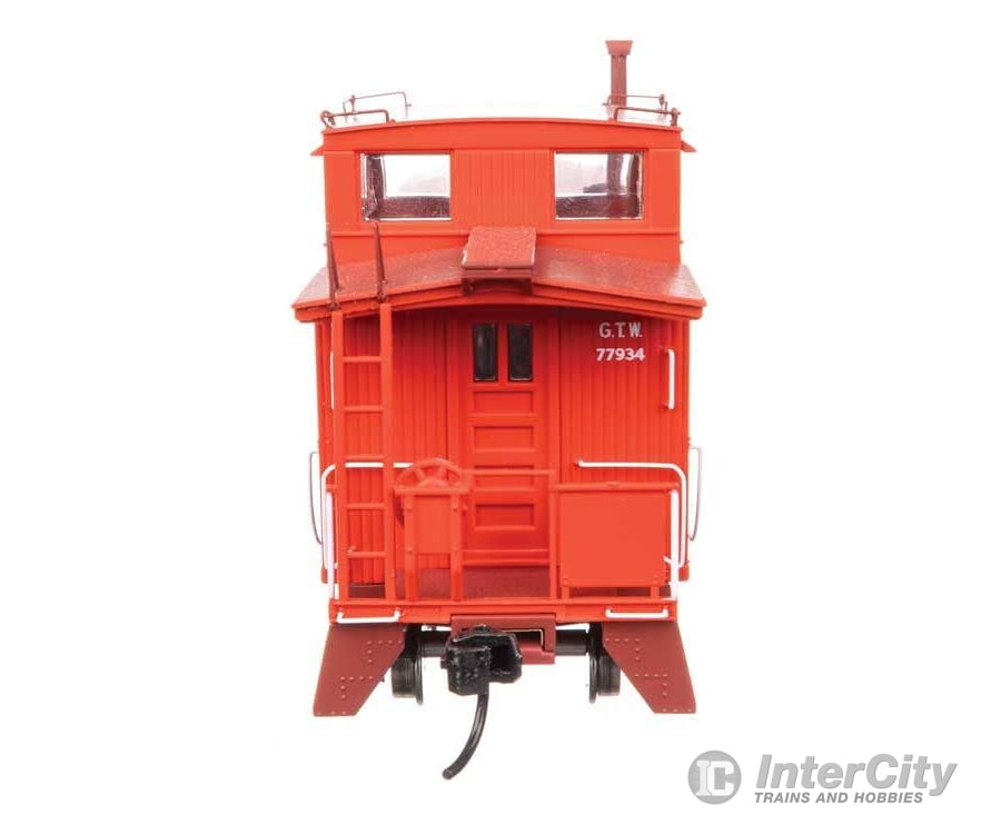Walthers HO 103261 30’ GTW Style Wood Caboose with Offset Coupola - Ready To Run - Grand Trunk Western (Early) #77934