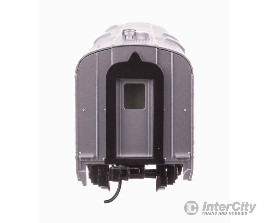 Walthers HO 30171 85’ Budd Diner - VIA Rail Passenger Cars