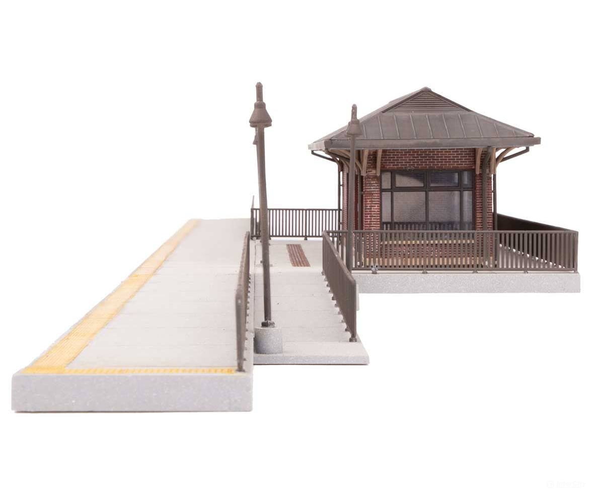 Walthers HO 3392 Amtrak(R) Rural Station - Kit - Structures