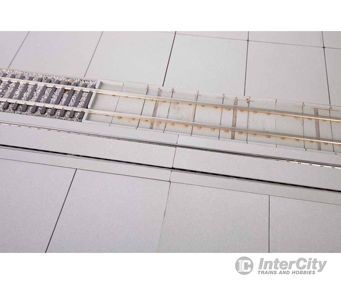 Walthers HO 4186 Transload Pavement - Transload Facility - Kit Structures