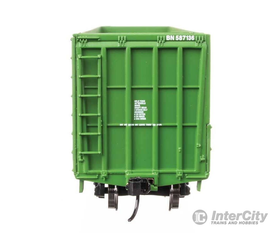 Walthers HO 6105 61’ Wood Chip Gondola - Ready To Run - Burlington Northern #587136 Freight Cars