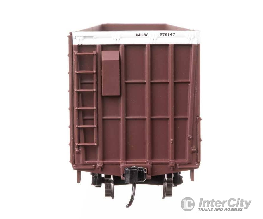 Walthers HO 6120 61’ Wood Chip Gondola - Milwaukee Road #276147 Freight Cars