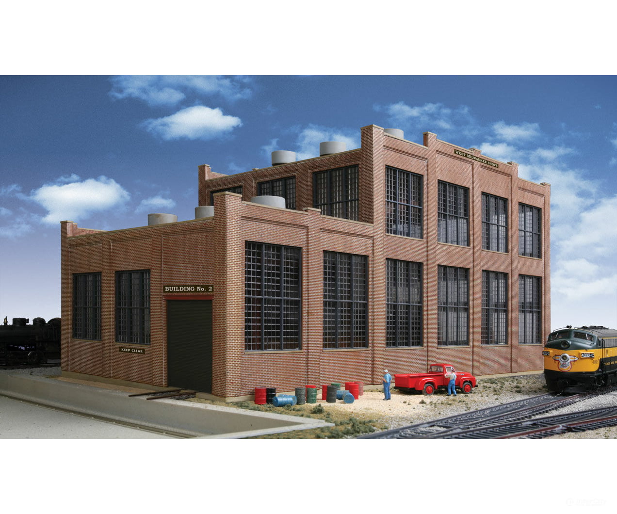 Walthers Cornerstone 2970 Railroad Shop -- Kit - 17-1/8 X 8-3/4 8-5/8 43.4 22.2 22Cm Structures