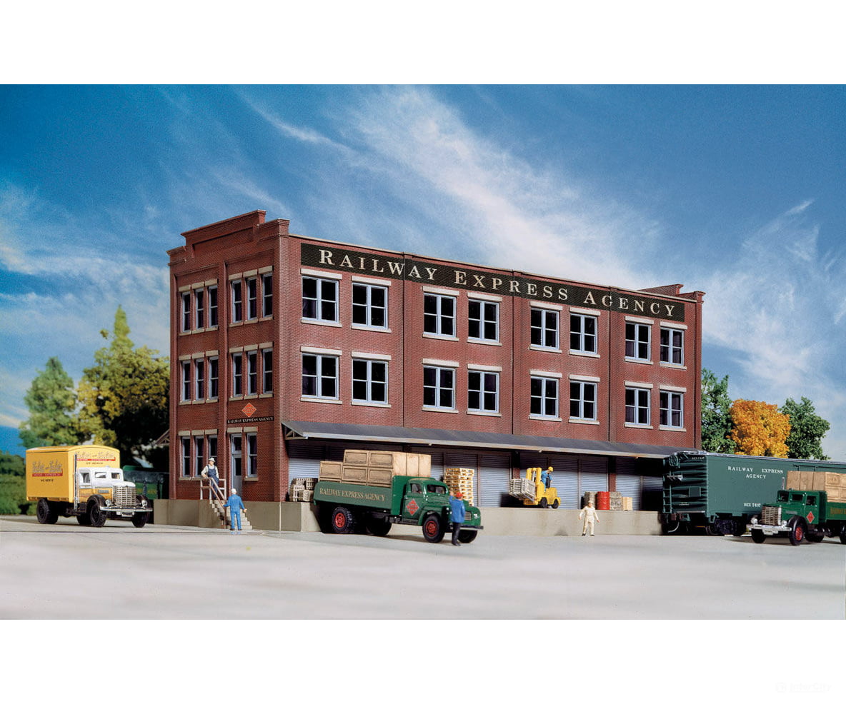 Walthers Cornerstone 3095 Railway Express Agency (Rea) Transfer Building -- Kit - 13-1/8 X 6-1/8