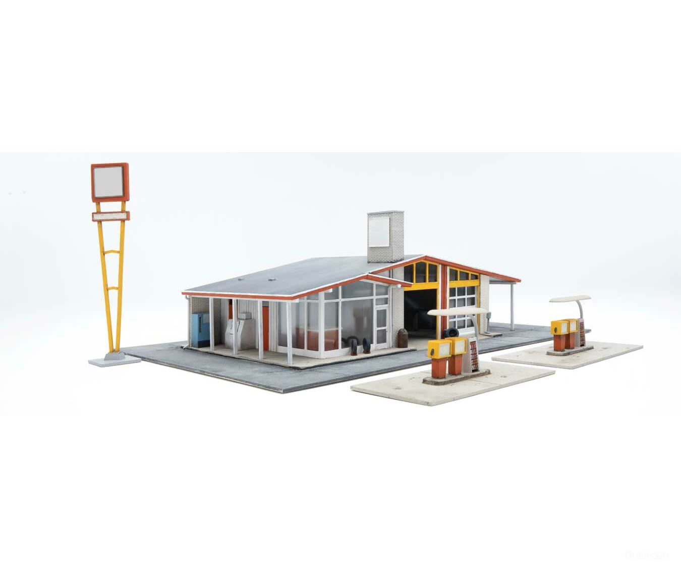 Walthers Cornerstone 3541 Vintage Gas Station -- Kit - Main Building: 10-1/2 X 9 3-3/16’ 26.6