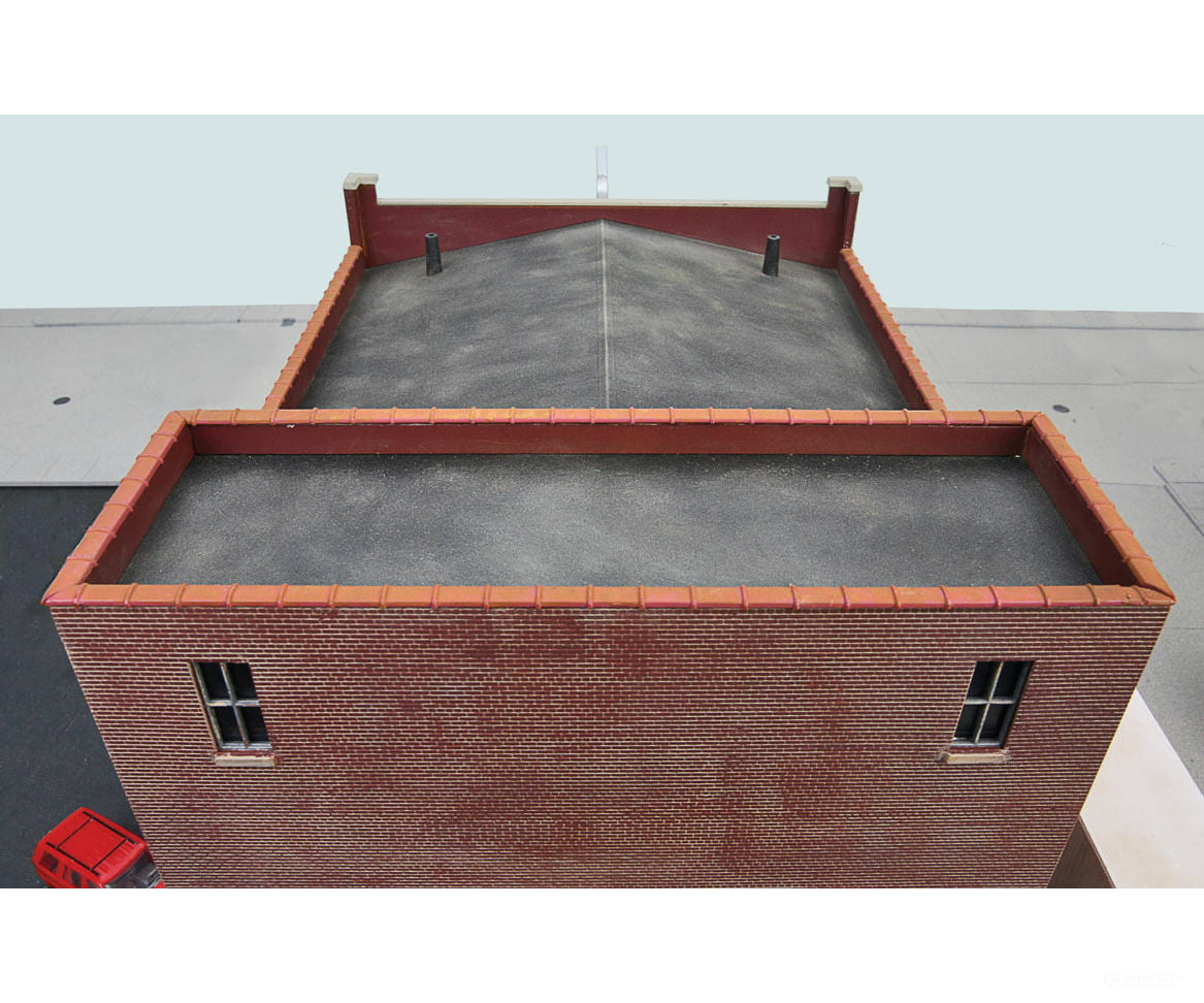 Walthers Cornerstone 3771 Rivoli Theatre -- Kit - 6-1/8 X 9-3/4 7-1/2’ 15.3 24.3 18.7Cm Structures
