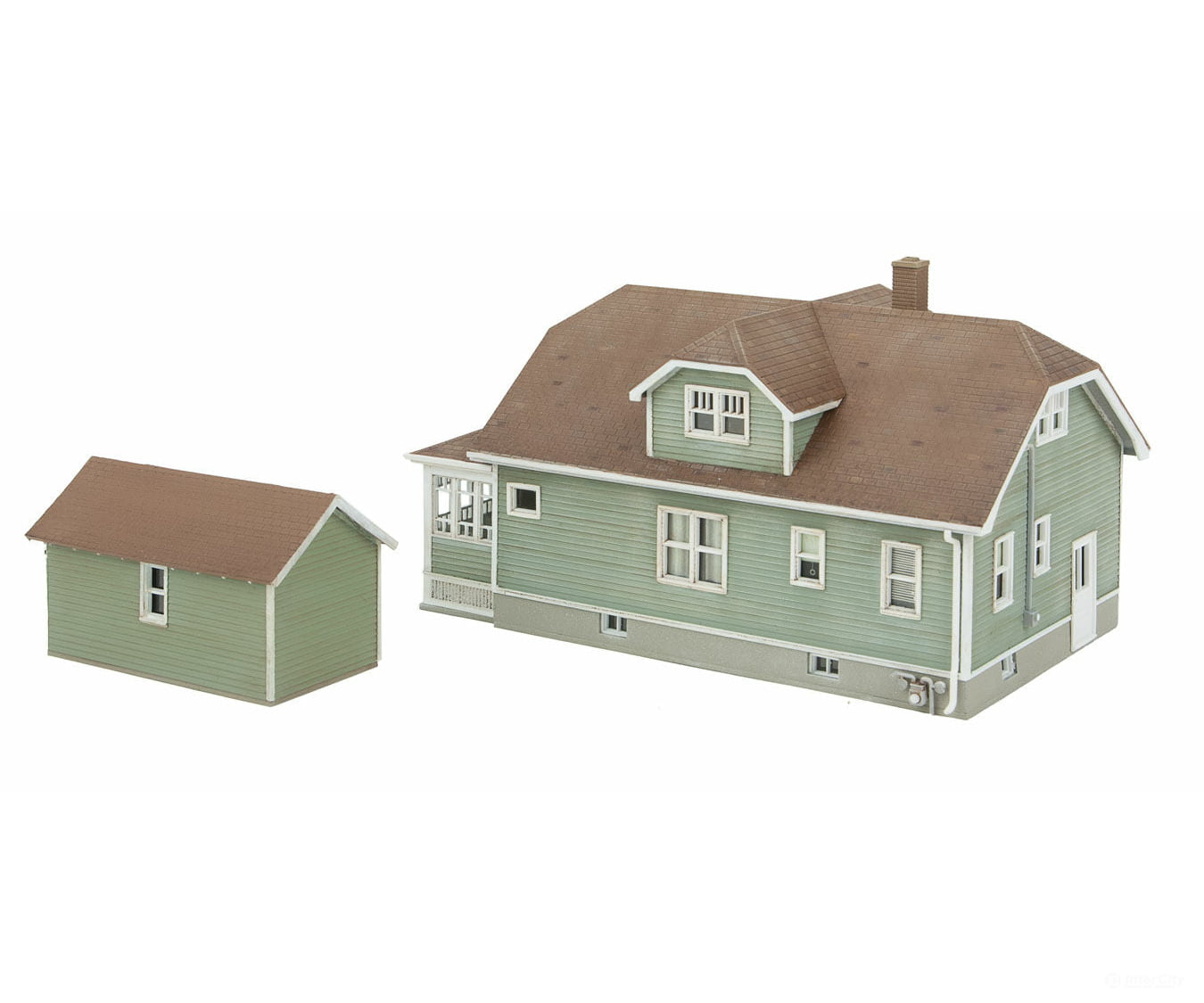 Walthers Cornerstone 3791 Updated American Bungalow With Single-Car Garage -- Kit - House Measures: