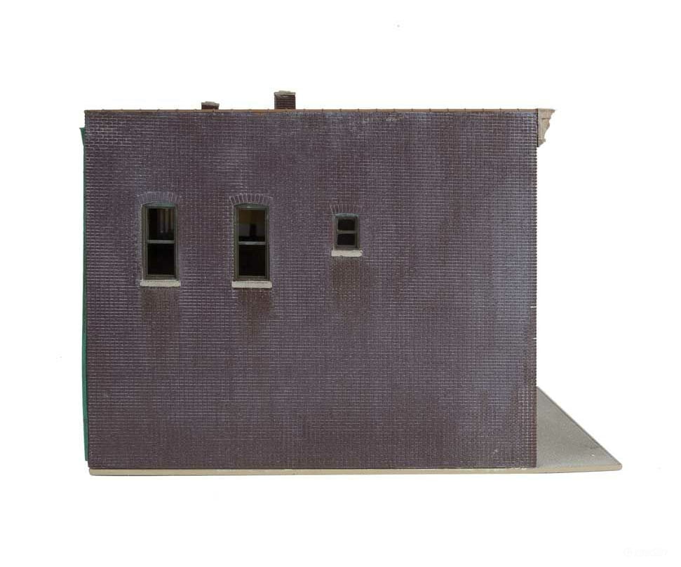 Walthers Cornerstone 4040 Merchant’s Row Iv -- Kit - 10-5/8 X 6-11/32 4-3/4’ 27 16.1 12Cm Structures