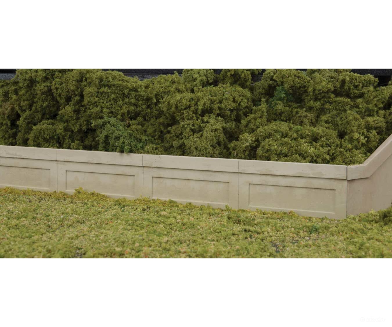 Walthers Cornerstone 4562 Urban Retaining Walls -- Kit Scenery Details