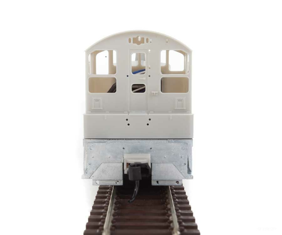 Walthers Mainline 10600 Emd Nw2 Phase V - Standard Dc -- Undecorated Locomotives