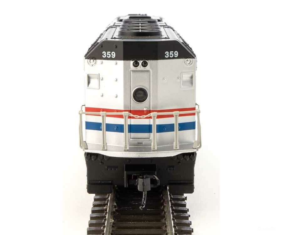 Walthers Mainline 19466 Emd F40Ph - Esu Sound And Dcc -- Amtrak(R) #359 (Phase Iii; Equal Red White