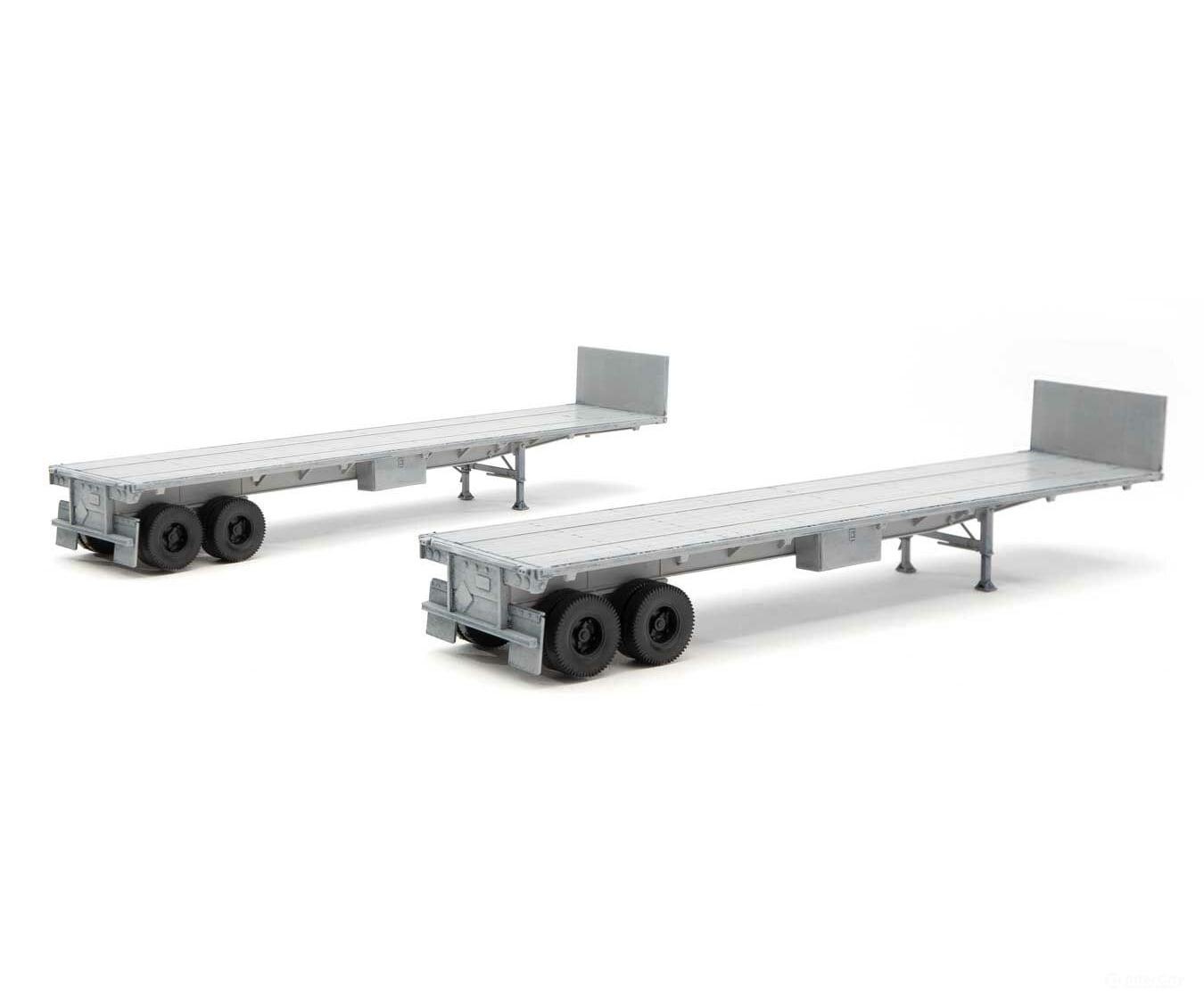Walthers Scenemaster 2700 40’ Flatbed Trailer - Kit 2-Pack -- Undecorated Freight Loads & Containers
