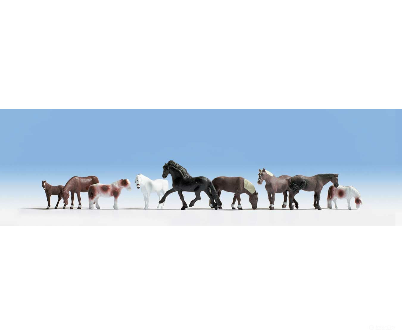 Walthers Scenemaster 6074 Majestic Horses Pkg(9) Figures