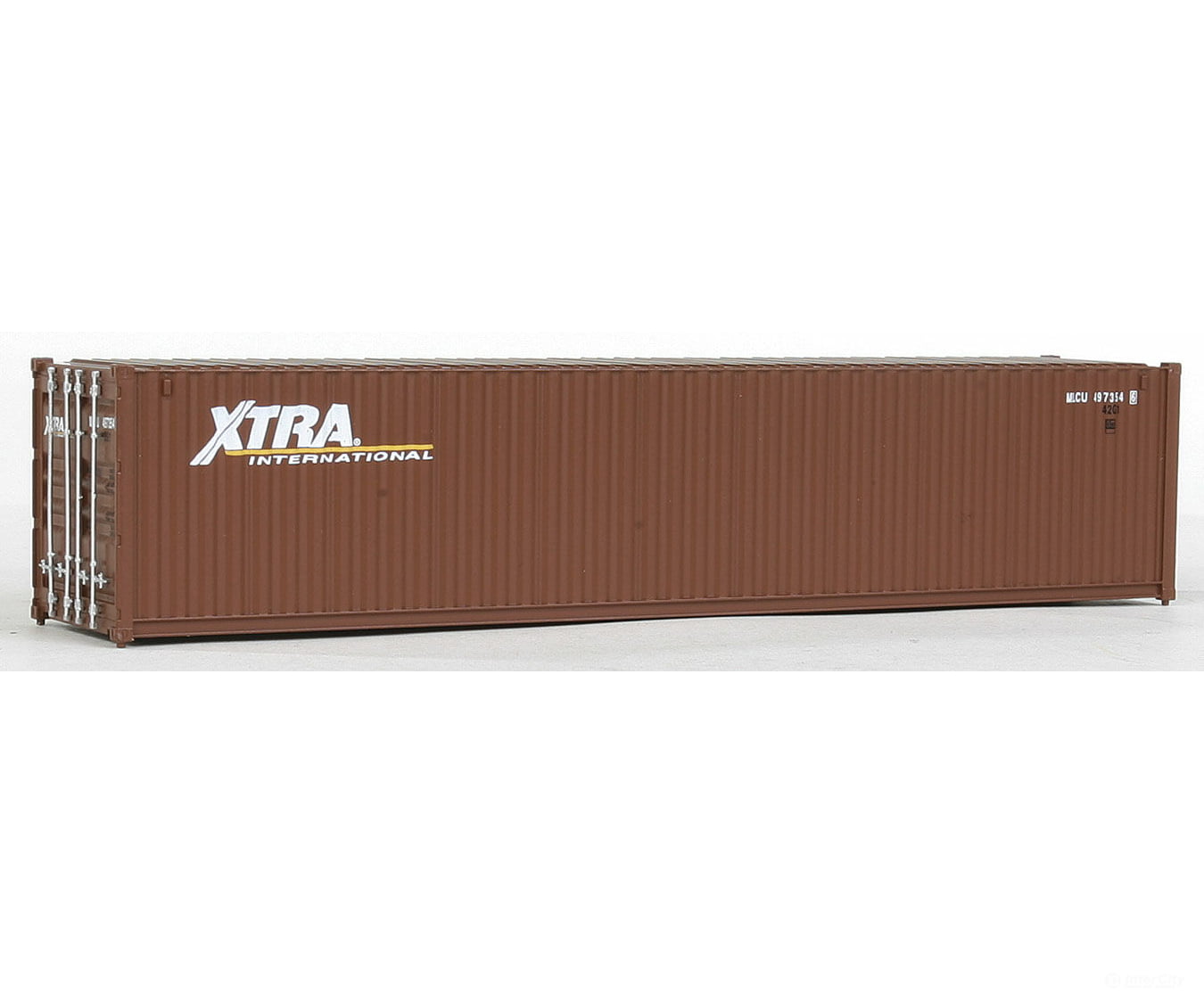 Walthers Scenemaster 8154 40’ Corrugated Container - Assembled -- Xtra (Brown White) Freight