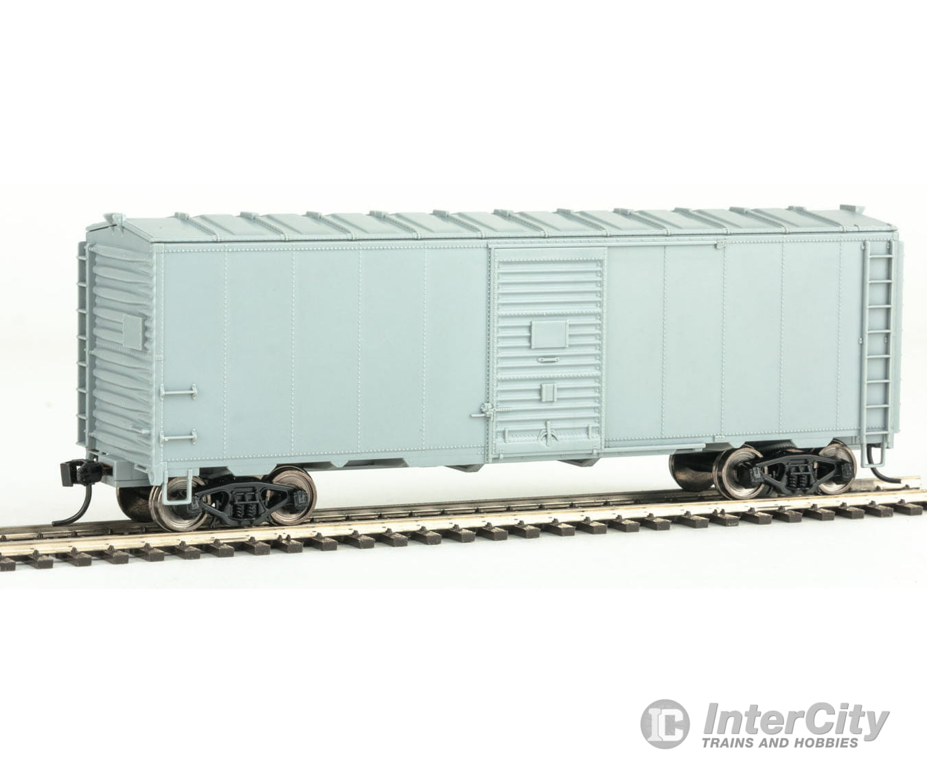 Walthers Mainline 2700 40 Aar Modified 1937 Boxcar - Ready To Run -- Undecorated Freight Cars