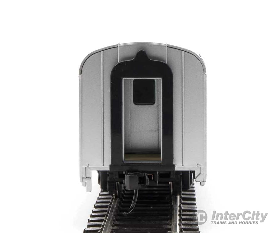 Walthers Mainline 30113 85 Budd 10-6 Sleeper - Ready To Run -- Amtrak(R) Phase I Passenger Cars