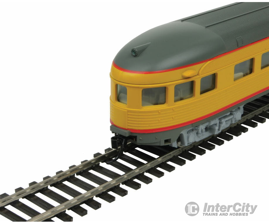 Walthers Mainline 30358 85 Budd Observation - Ready To Run -- Union Pacific(R) (Armour Yellow Gray)