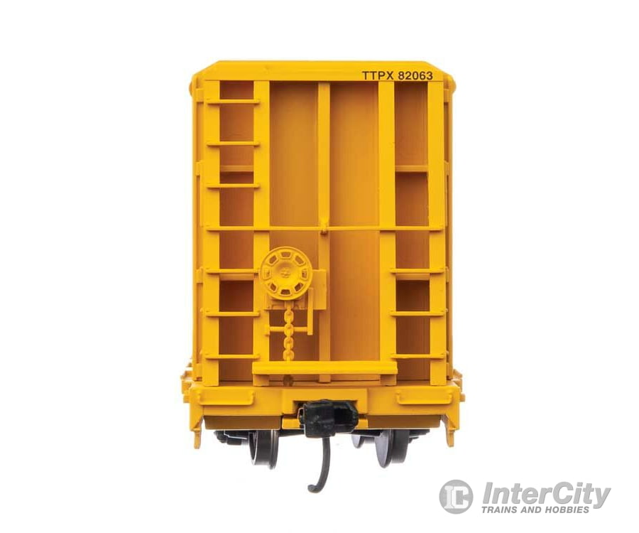 Walthers Mainline 50614 68 Bulkhead Flatcar - Ready To Run -- Ttpx #82063 Freight Cars