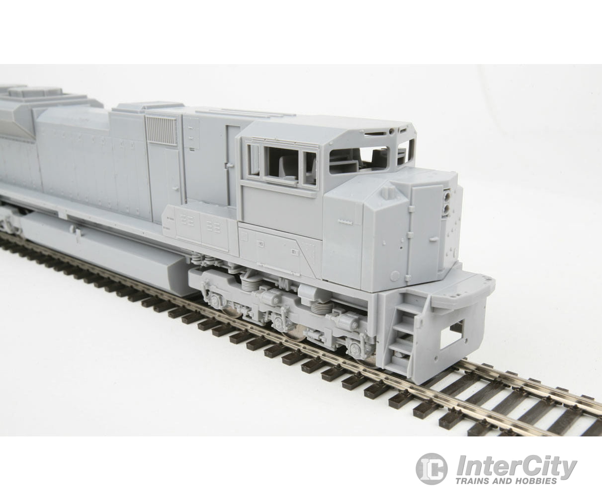 Walthers Mainline 9800 Emd Sd70Ace - Standard Dc -- Undecorated (Low Headlight) Locomotives