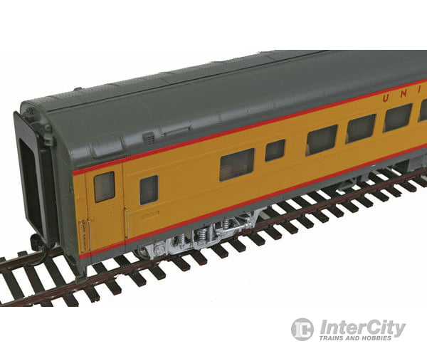Walthers Proto 18001 85 Acf 44-Seat Coach - Standard Union Pacific(R) Heritage Fleet -- Portland