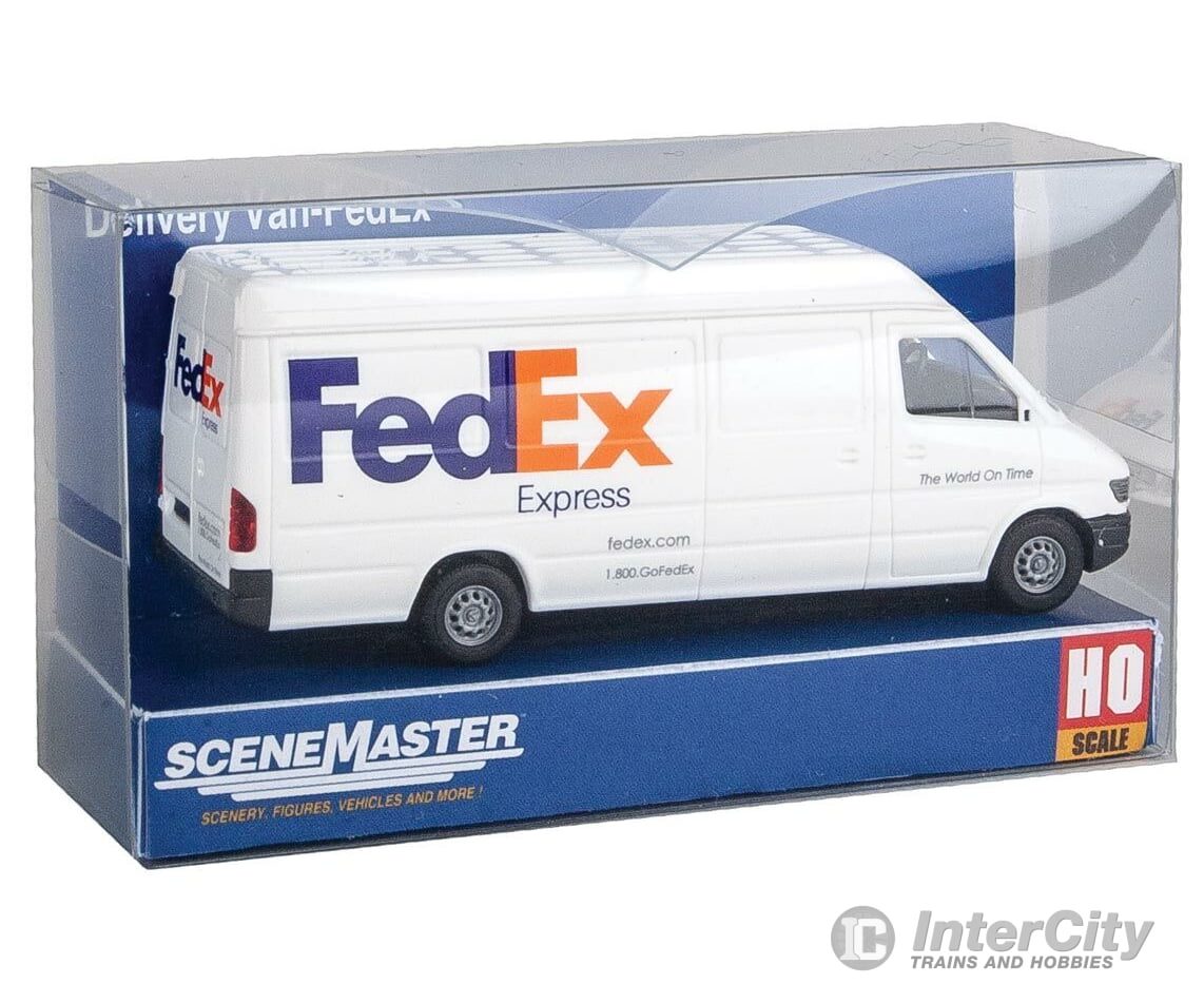 Walthers Scenemaster 12203 Delivery Van - Assembled -- Fedex Express (White Purple Orange) Cars &
