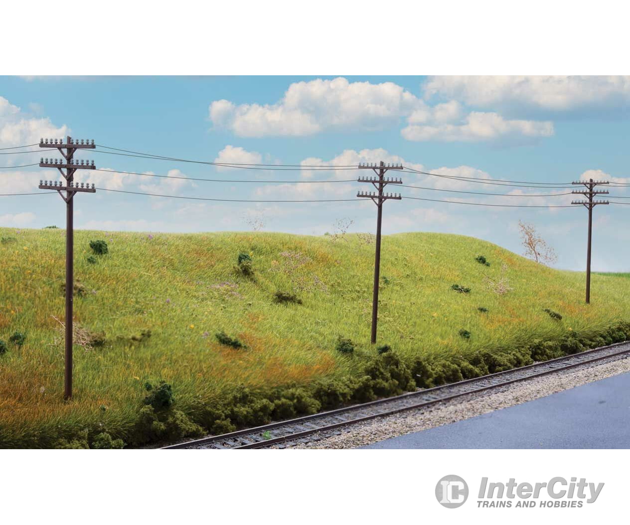 Walthers Scenemaster 4185 Telegraph Poles And Cross Arms -- Kit Scenery Details
