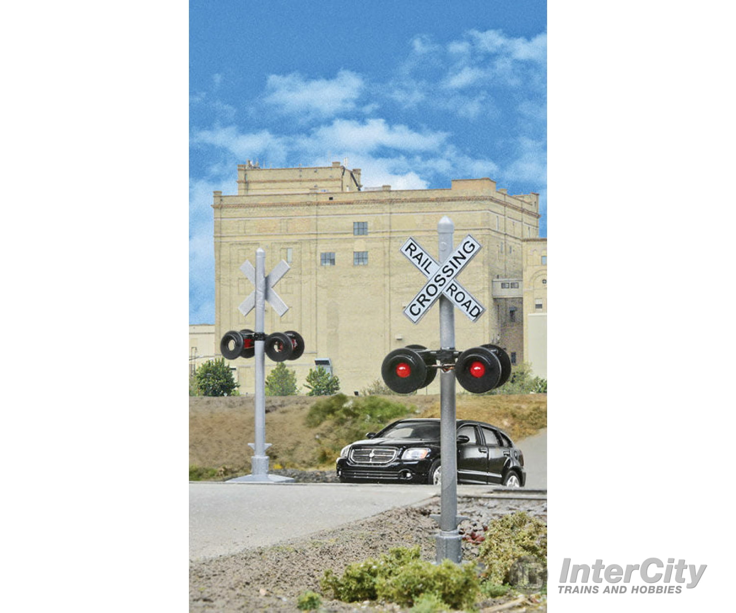 Walthers Scenemaster Ho 4333 Crossing Flashers -- Set Of 2 Working Signals (Use With Signal