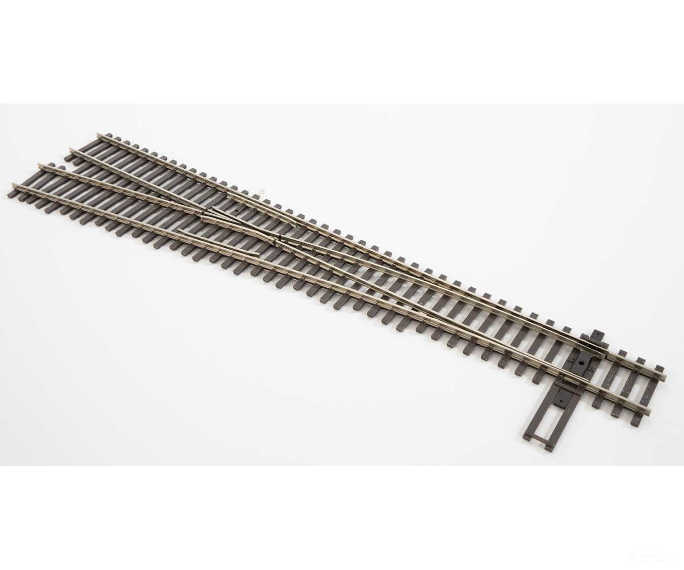 Walthers Shinohara Track Ho 10017 Code 100 Nickel Silver Dcc-Friendly #6 Turnout -- Left Hand &