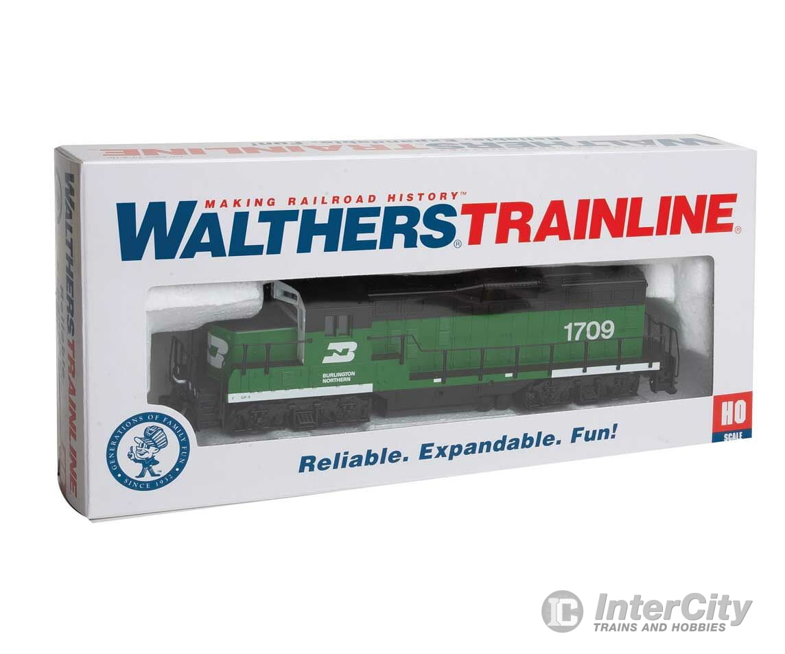 Walthers Trainline 101 Emd Gp9M - Standard Dc -- Burlington Northern #1709 (Green White) Locomotives