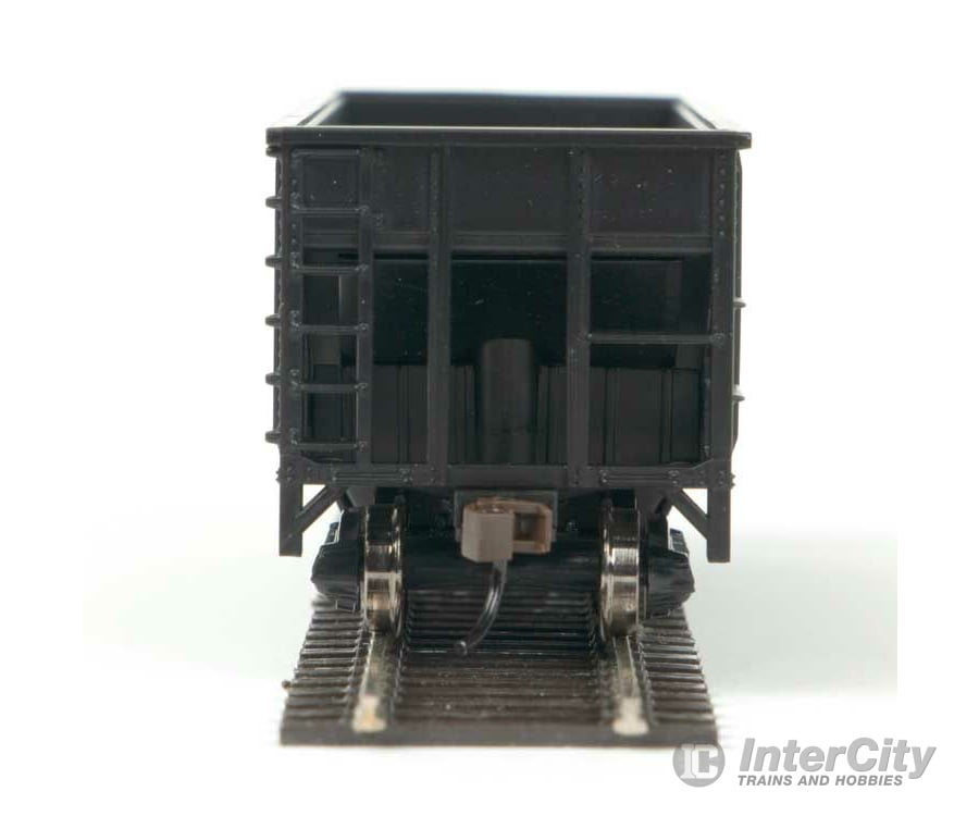 Walthers Trainline 1842 Coal Hopper - Ready To Run -- Reading Freight Cars