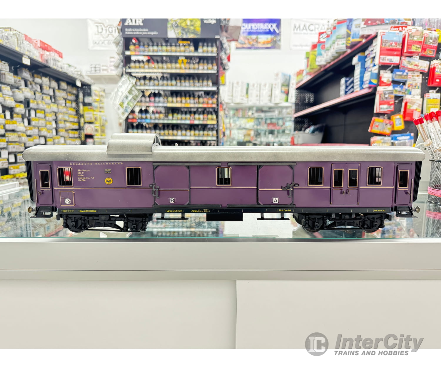 Wilag 105001 1-Gauge DRG Koln German Baggage Post Wagon Full Metal European Passenger Cars
