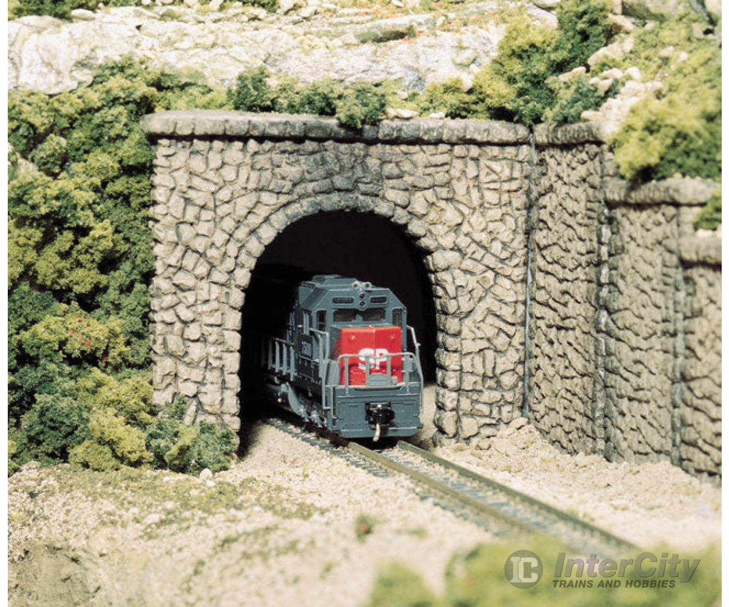 Woodland Scenics 1255 Tunnel Portal Random Stone Single (Ho) Tunnels & Bridges