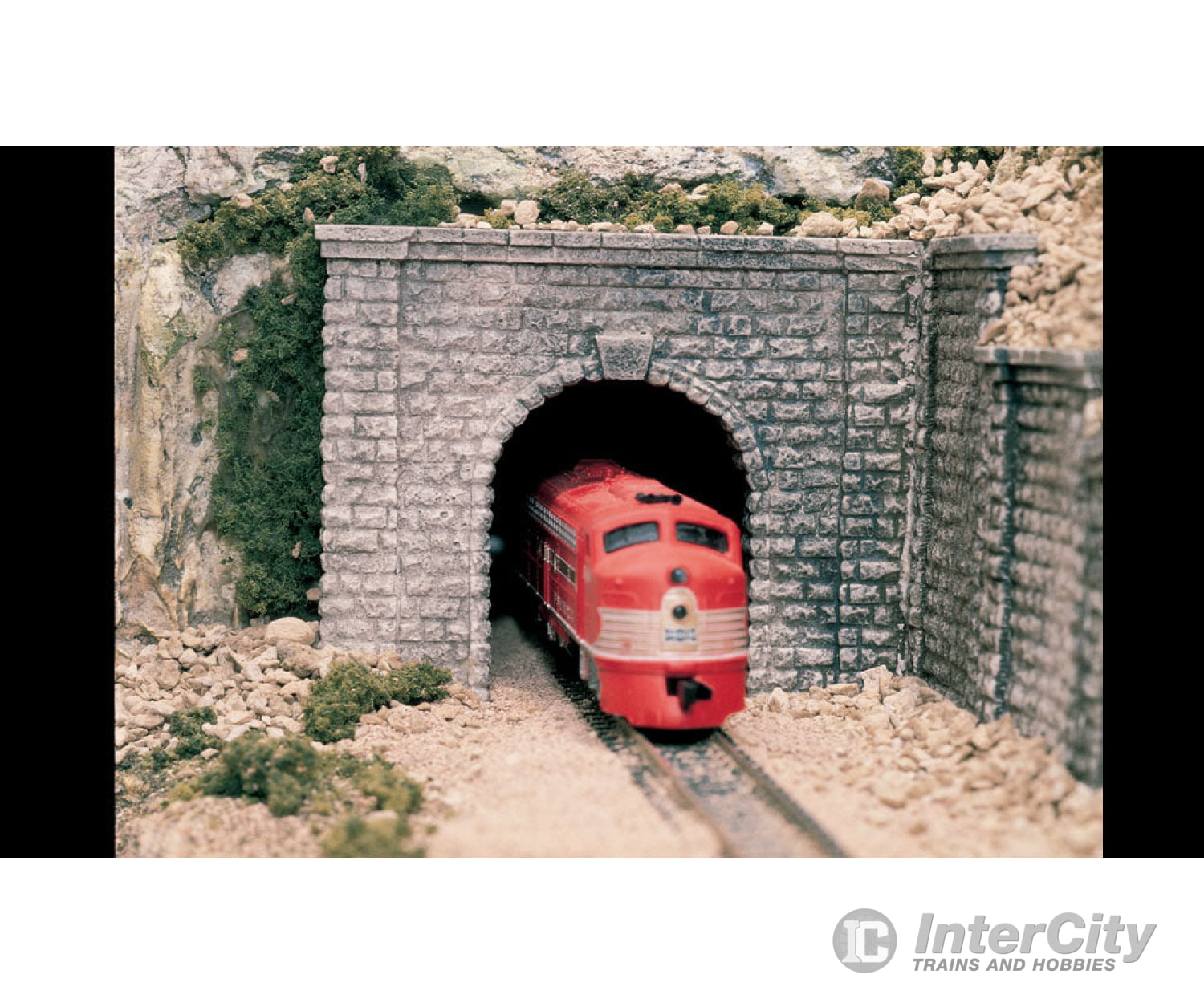 Woodland Scenics 1267 O Tunnel Portal Cut Stone Tunnels & Bridges