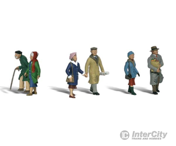 Woodland Scenics 1900 Scenic Accents(R) Couples In Coats - 3 Figures
