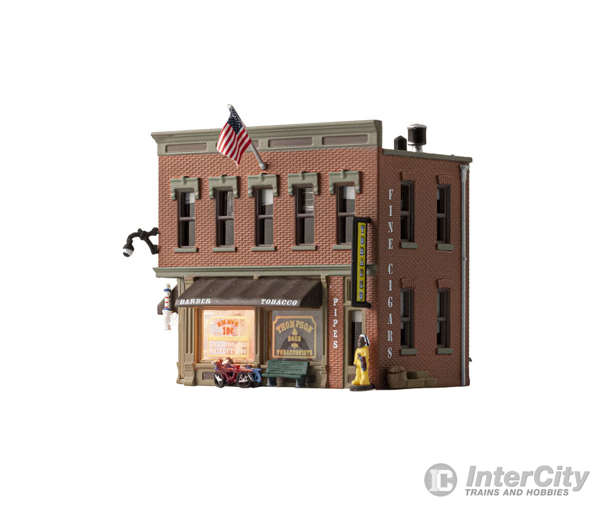 Woodland Scenics 4923 Corner Emporium (Lit) N Scale Structures
