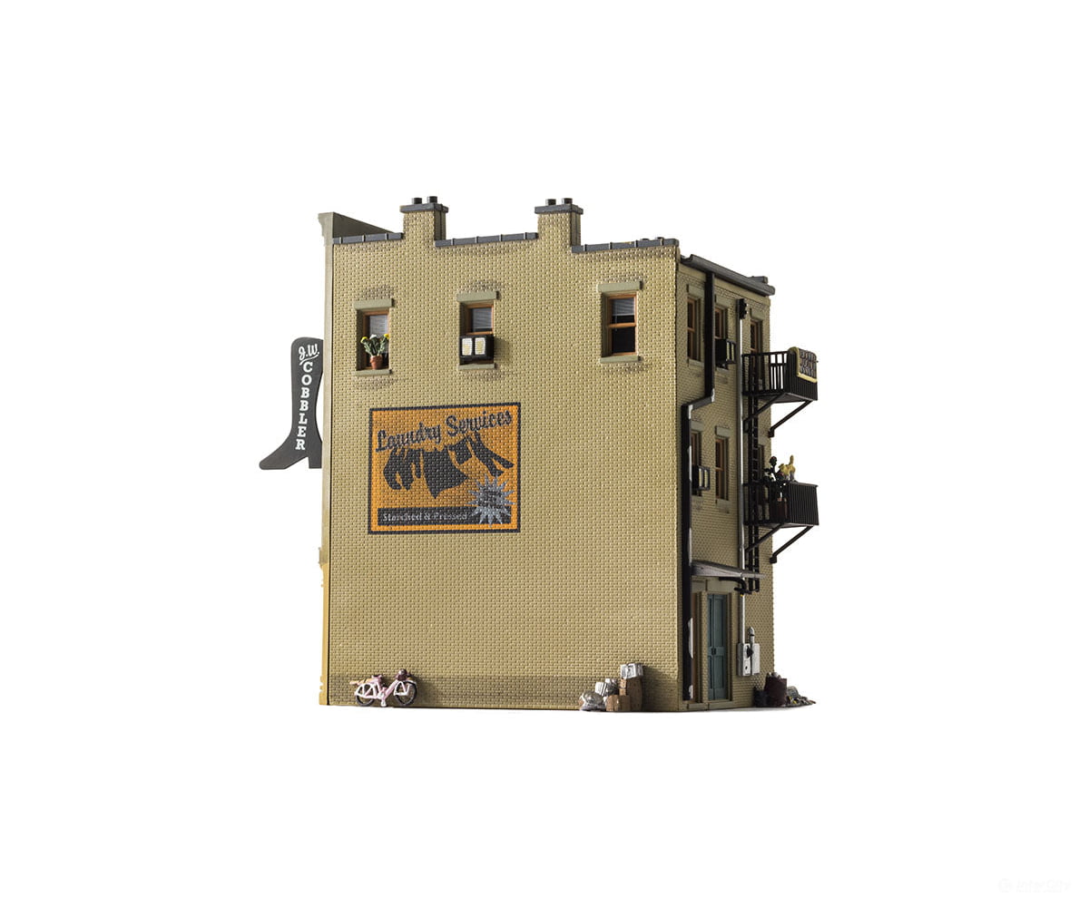 Woodland Scenics 4931 J.w. Cobbler (Lit) N Scale Structures