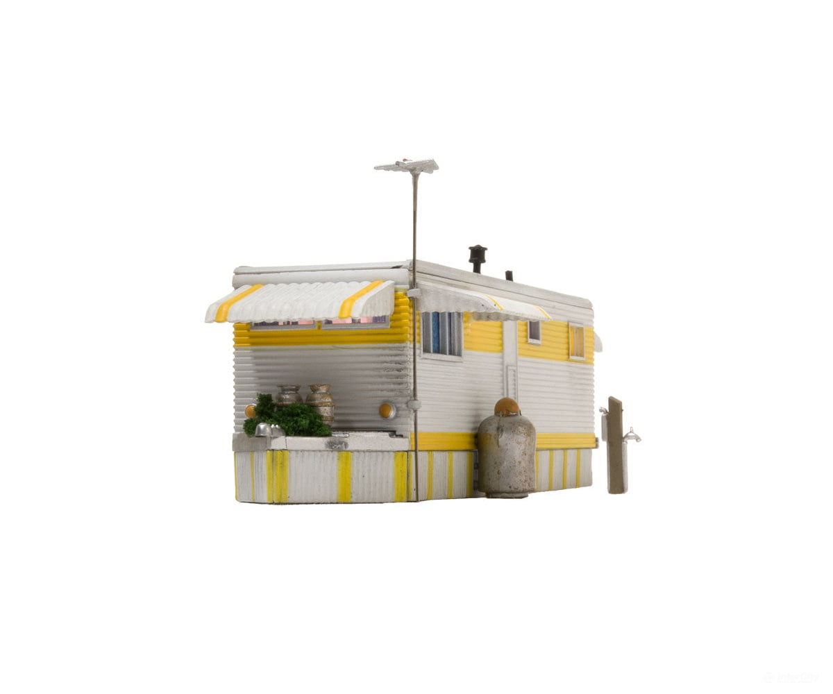 Woodland Scenics 4952 Sunny Days Trailer (Lit) N Scale Structures