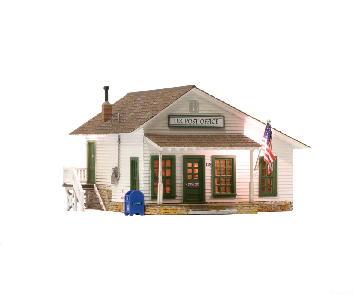 Woodland Scenics 4953 Letters Parcels & Post (Lit) Ho Scale Structures