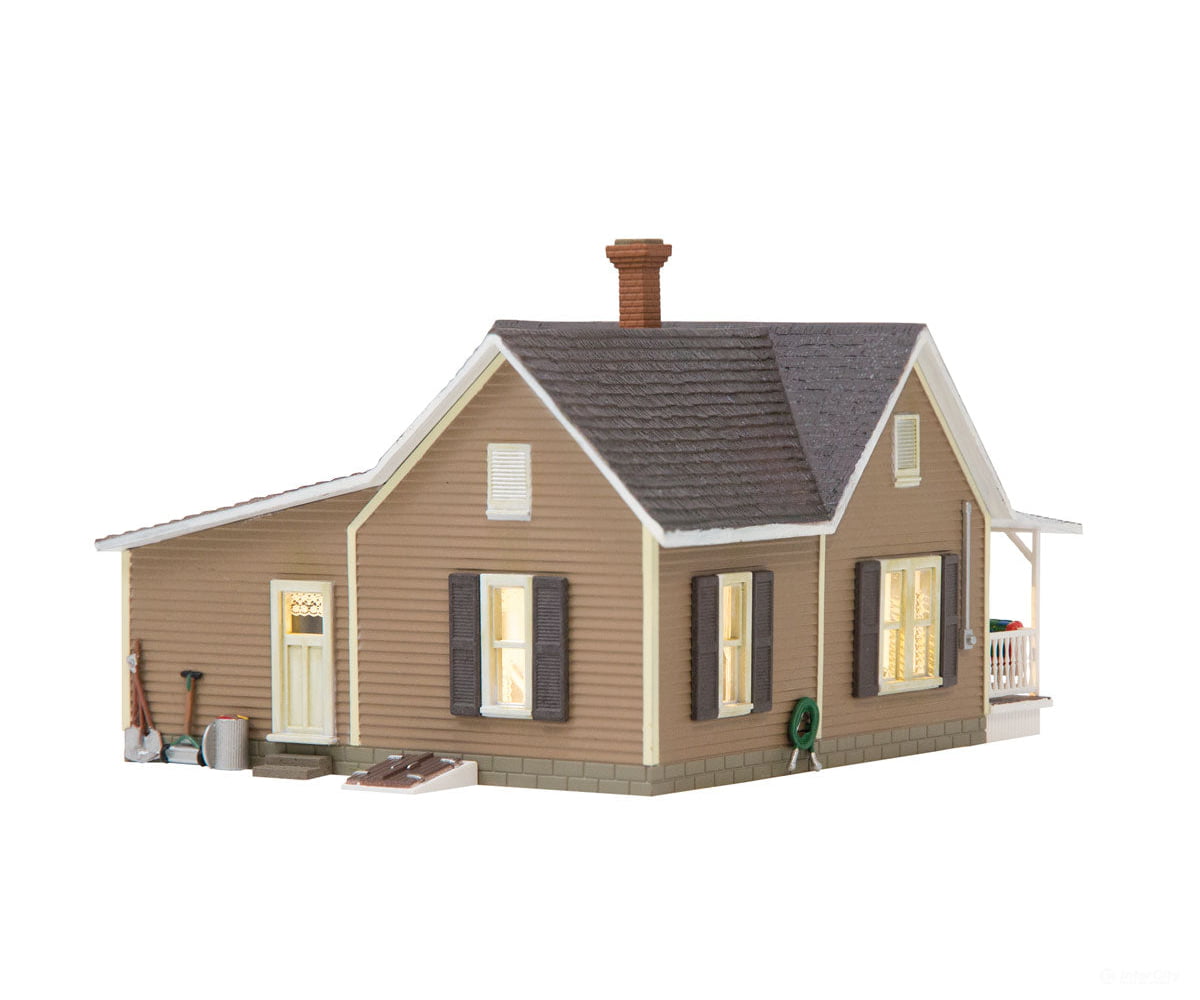 Woodland Scenics 5027 Granny’s House (Lit) Ho Scale Structures