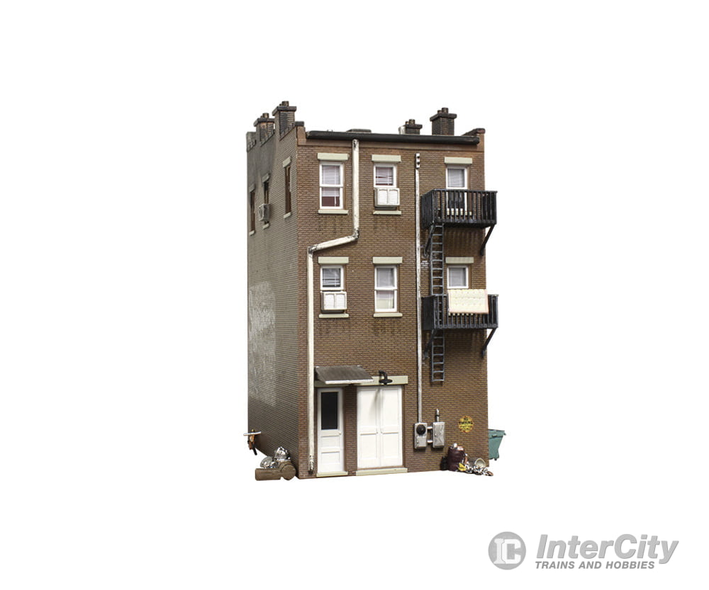 Woodland Scenics 5051 Betty’s Burning Building (Lit) Ho Scale Structures