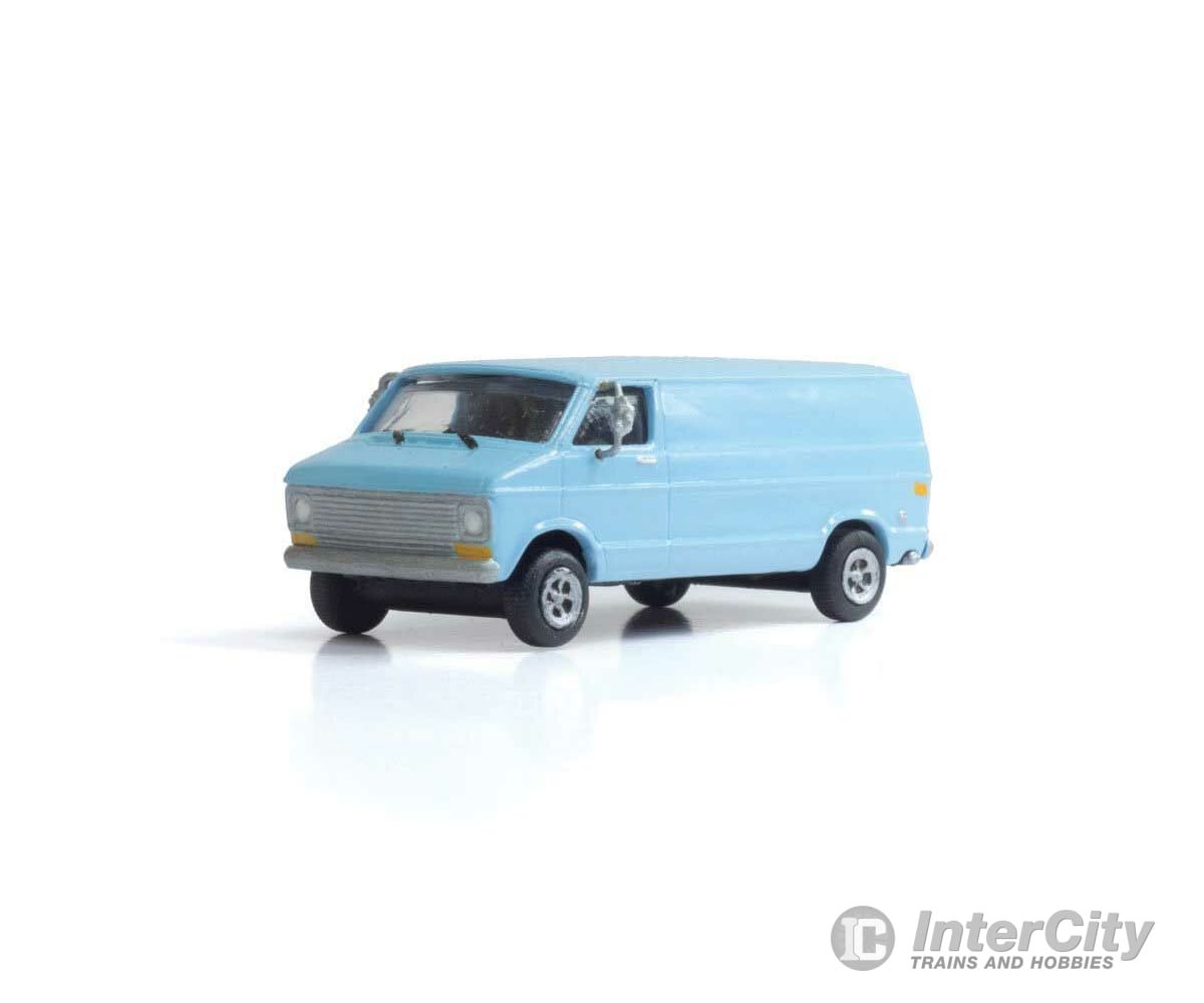 Woodland Scenics 5362 Passenger Van - Modern Era Vehicles -- Light Blue Cars & Trucks
