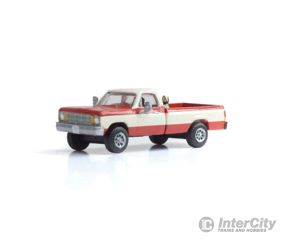 Woodland Scenics 5371 Truck - Modern Era Vehicles -- Red White Cars & Trucks