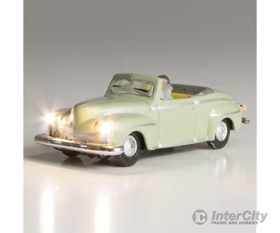 Woodland Scenics 5614 Just Plug(R) Lighted Vehicle Cool Convertible (Light Green) Cars & Trucks
