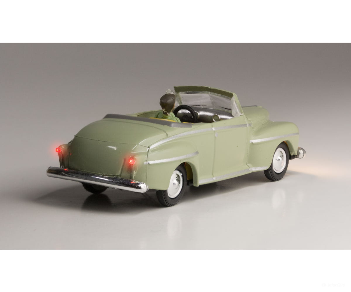 Woodland Scenics 5594 Cool Convertible - Just Plug(R) Lighted Vehicle Light Green Cars & Trucks