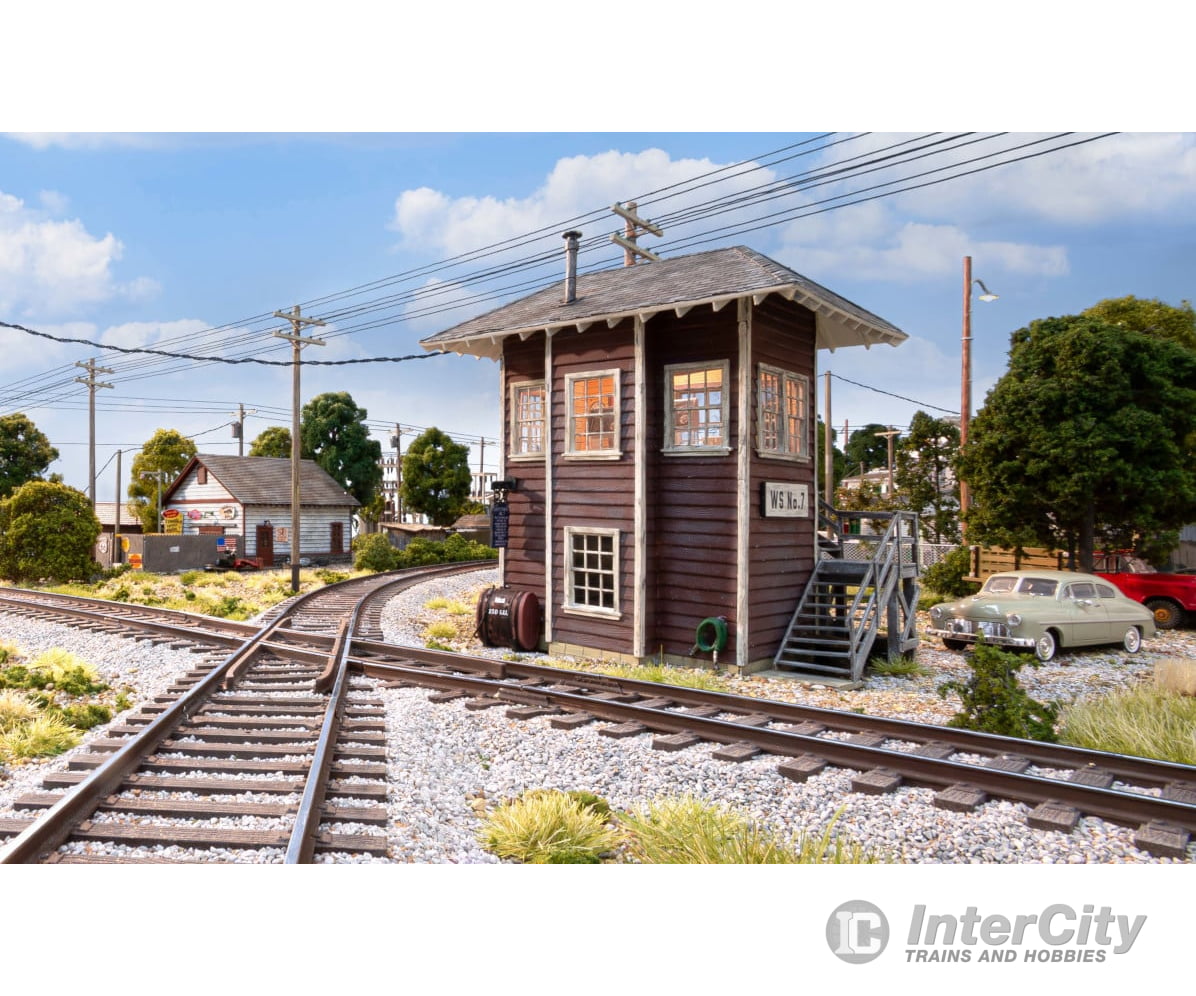 Woodland Scenics N 4964 Interlocking Tower - Built-&-Ready(R) Landmark Structure(R) - Assembled Structures