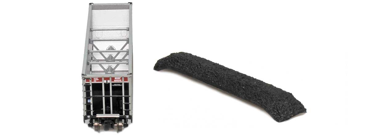 AZL 915702-1 Z Scale BNSF Circle Logo Autoflood III Hopper 651189, 651193, 651247, 651304 Set