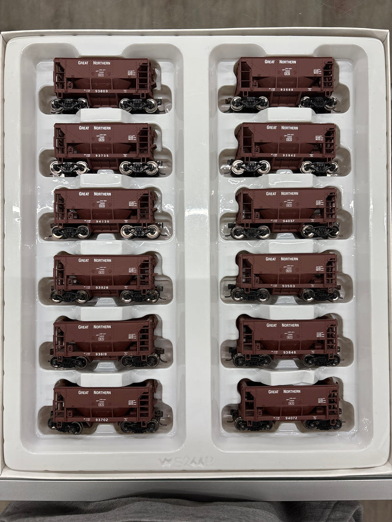 Walthers Ore Cars 12 Pack Great Northern