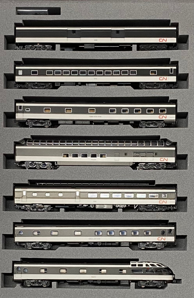 Kato 106-102 N Transcontinental 7 Car Passenger Set Canadian National (CN)