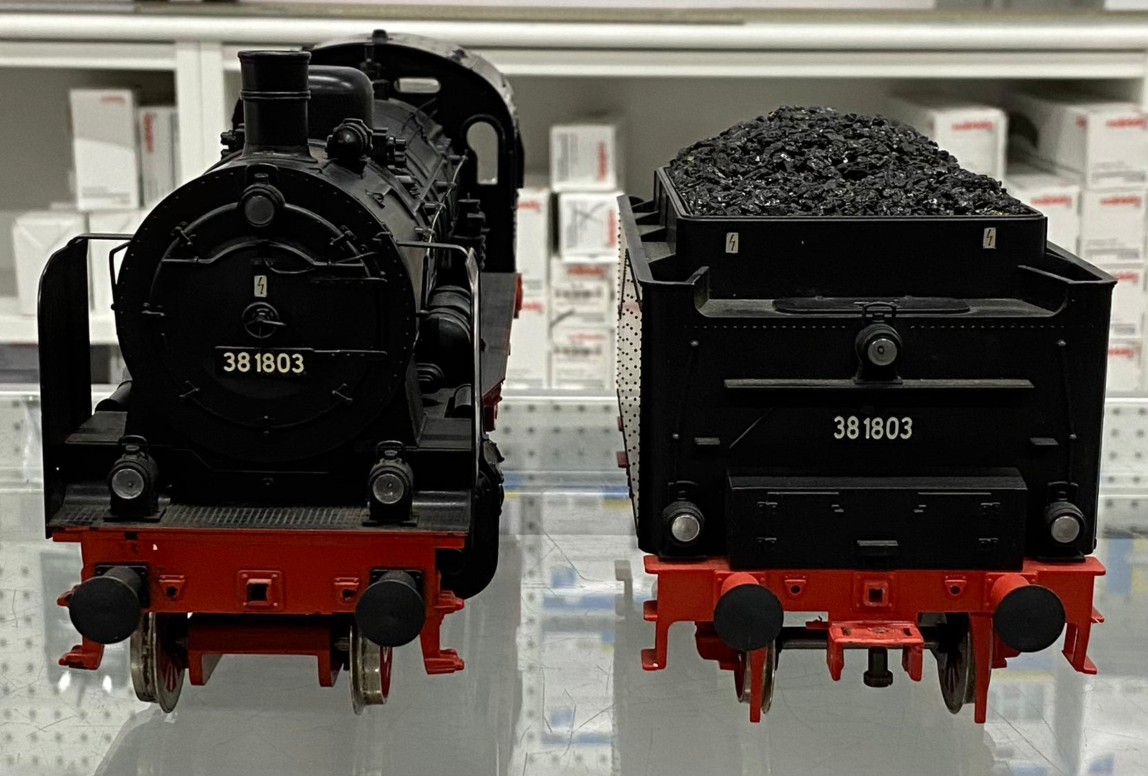 Marklin 5747 1 DB BR 38 Class 4-6-0 Steam Locomotive P8 Smoke Unit 38 1803 Analog DC